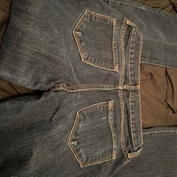 Jeans - Picture 3 of 9